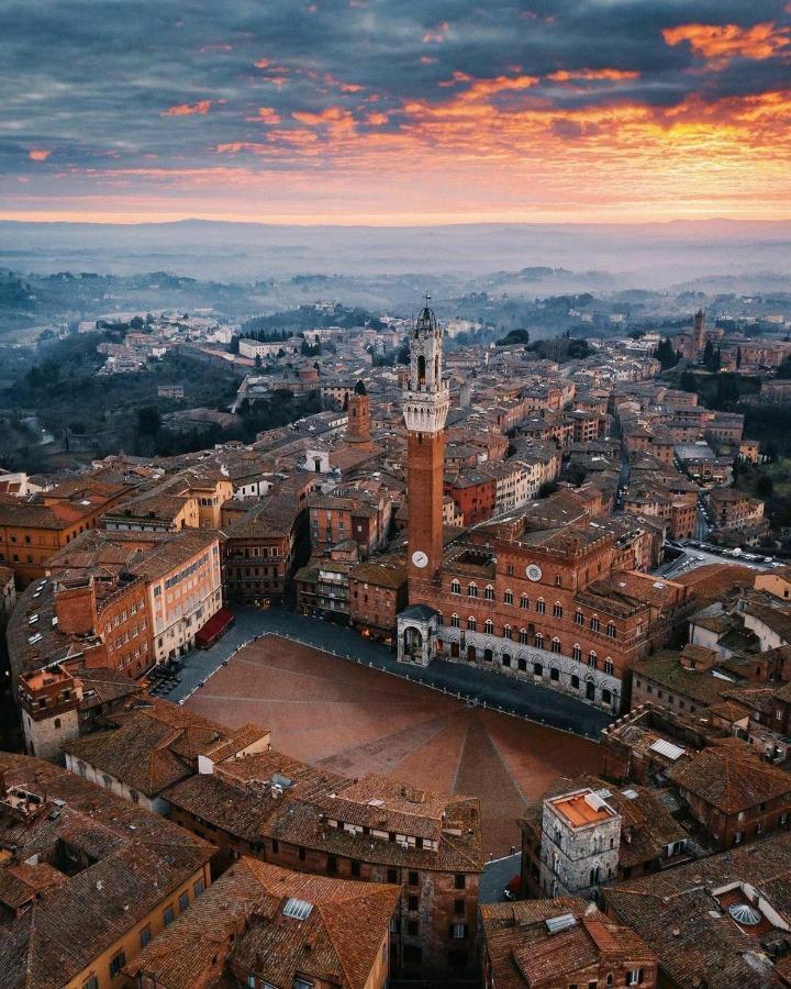 La Dolce Vita Studio With Free Private Parking Siena Exterior foto